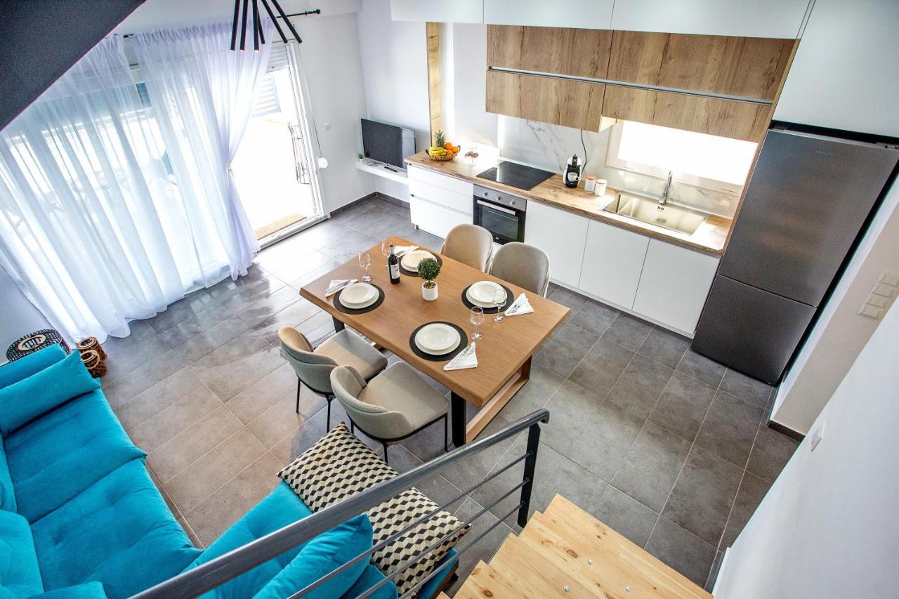 Joy C Deluxe Villa Nea Iraklitsa Exteriör bild
