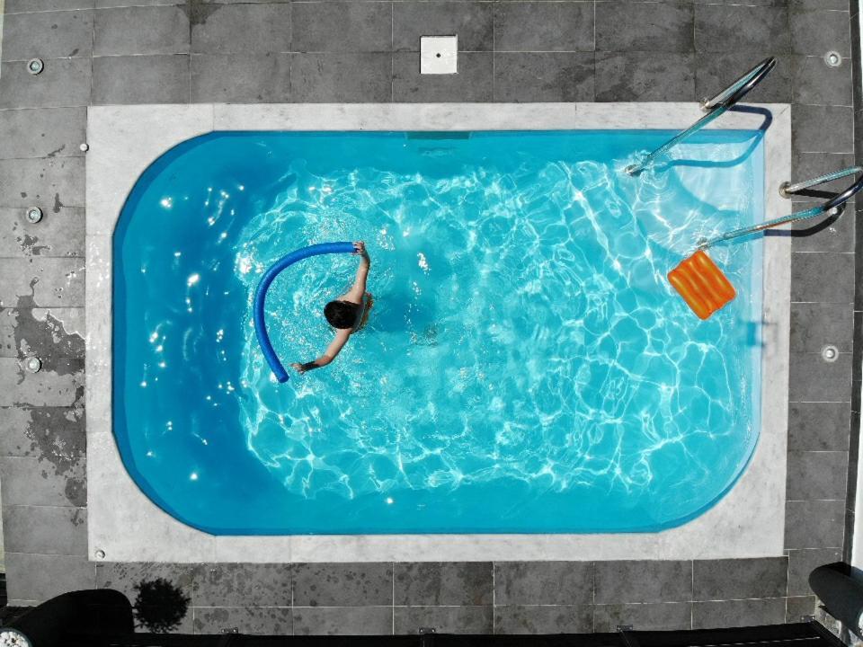 Joy C Deluxe Villa Nea Iraklitsa Exteriör bild